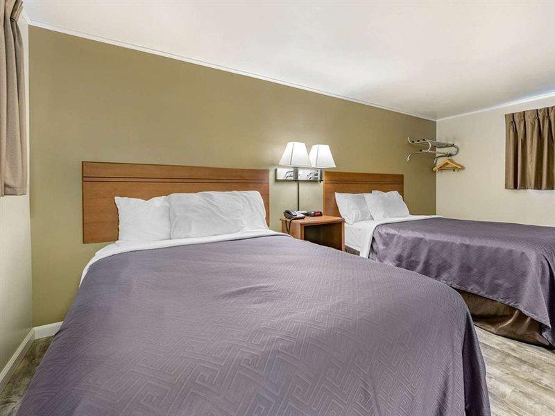 Econo Lodge Bellefonte I-99 Exterior photo