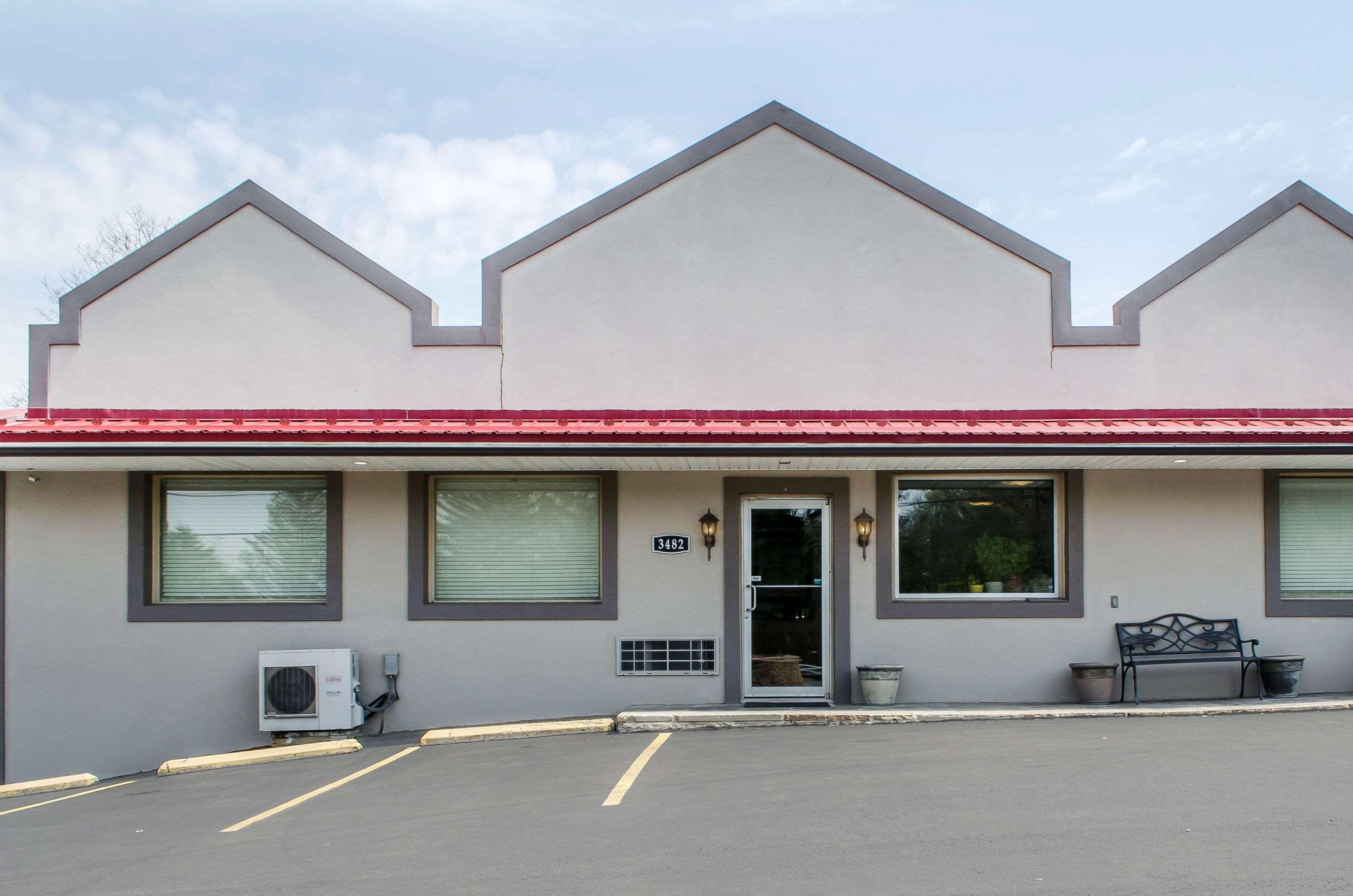 Econo Lodge Bellefonte I-99 Exterior photo