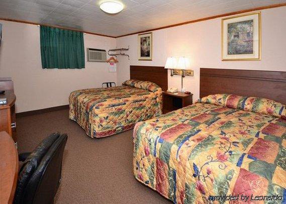 Econo Lodge Bellefonte I-99 Room photo