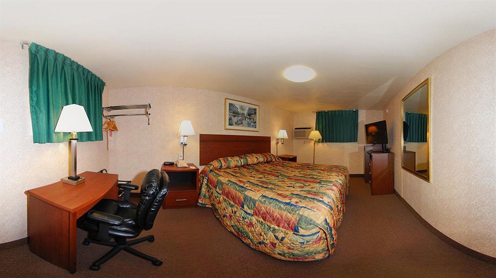 Econo Lodge Bellefonte I-99 Exterior photo